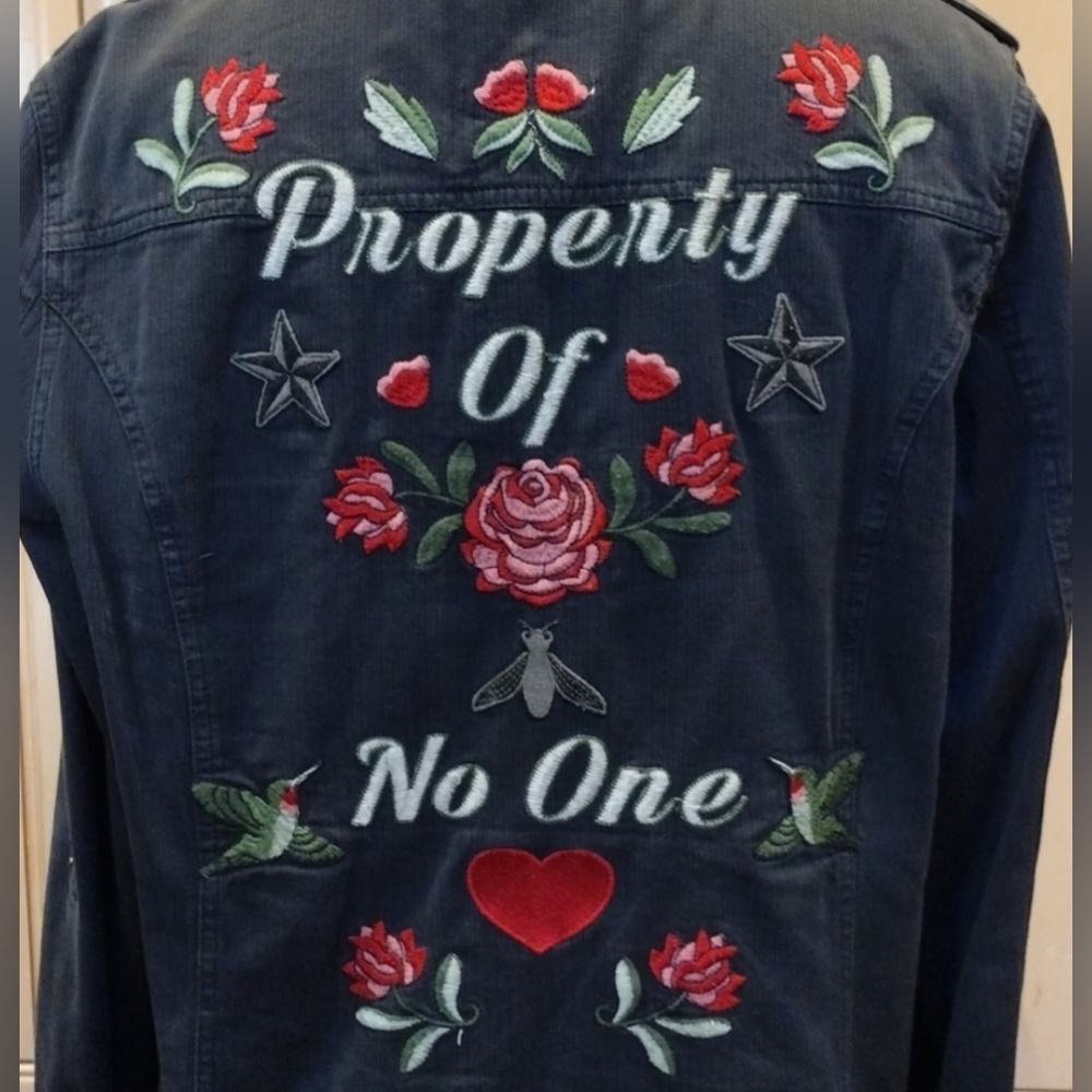 Torrid, Black Twill Jacket, "Property Of No One" Size 3X - Picture 2 of 8